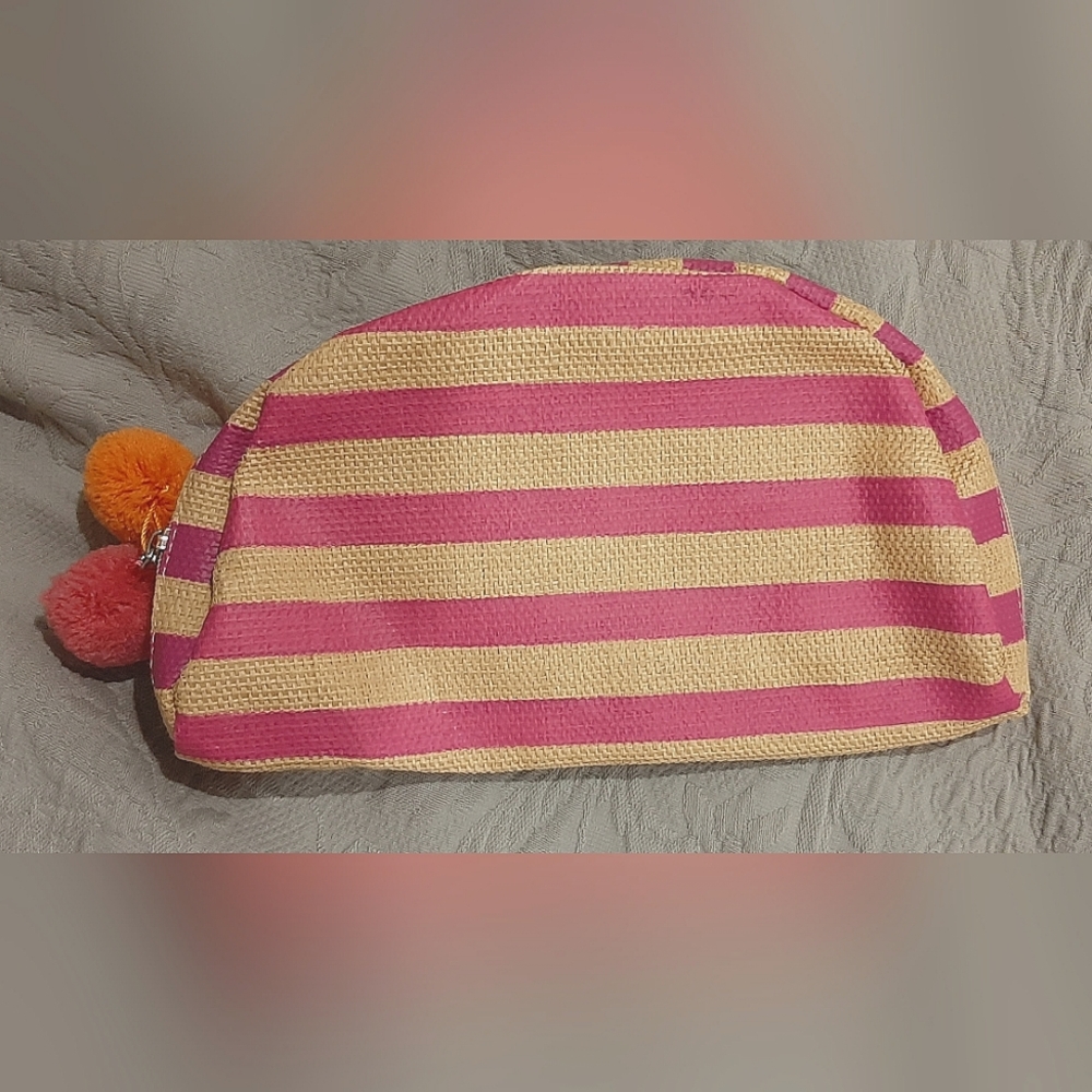 👛 SAKS FIFTH AVENUE | Makeup Bag